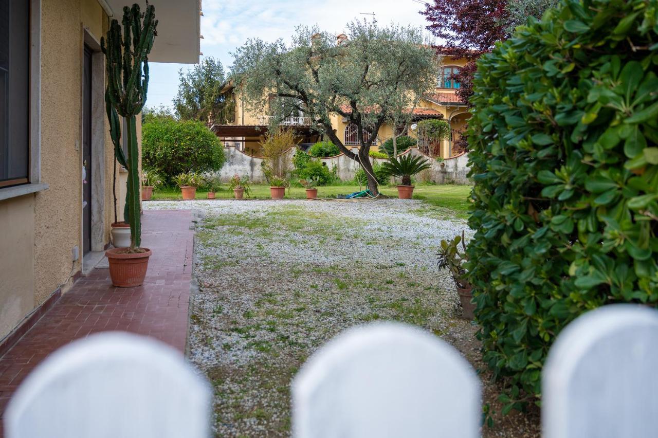 La Casetta Di Silvio Capezzano Pianore Extérieur photo